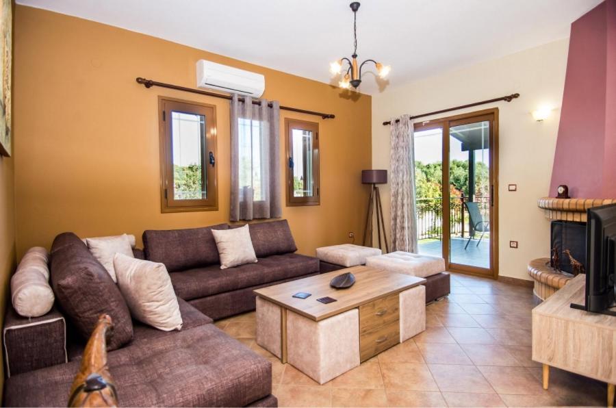 Afrato Villa Irida מראה חיצוני תמונה