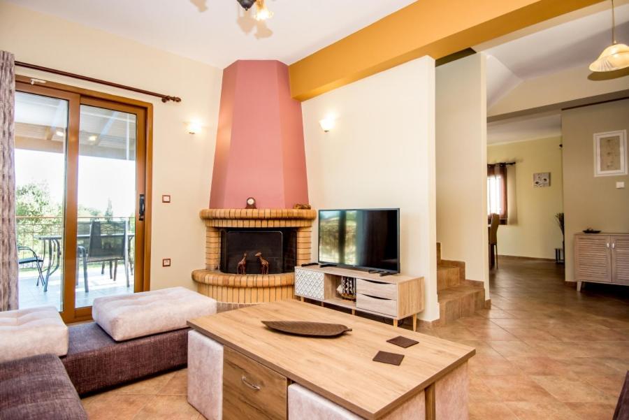 Afrato Villa Irida מראה חיצוני תמונה