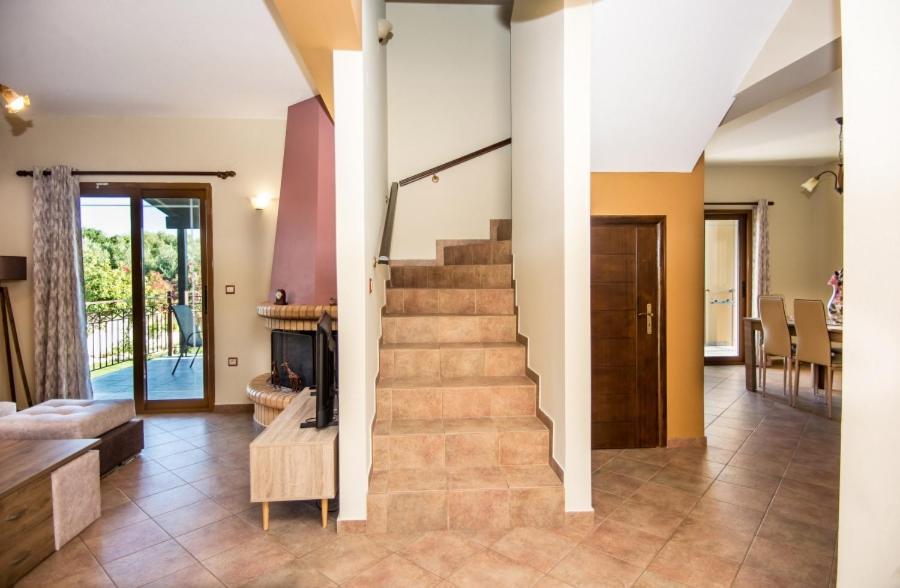 Afrato Villa Irida מראה חיצוני תמונה