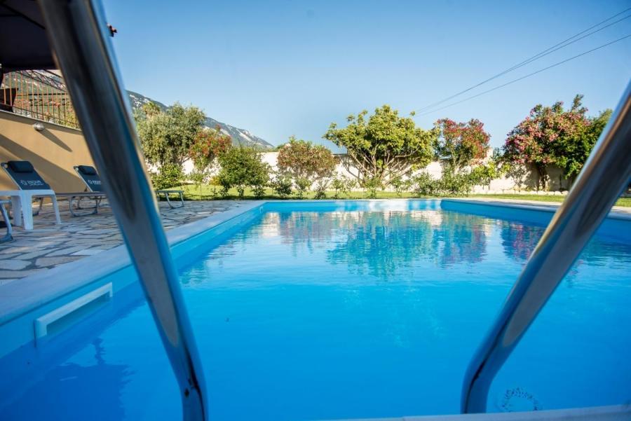 Afrato Villa Irida מראה חיצוני תמונה
