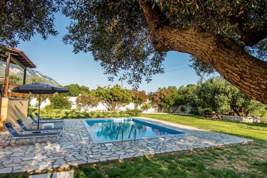 Afrato Villa Irida מראה חיצוני תמונה